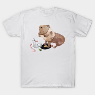 Capybara went shopping T-Shirt